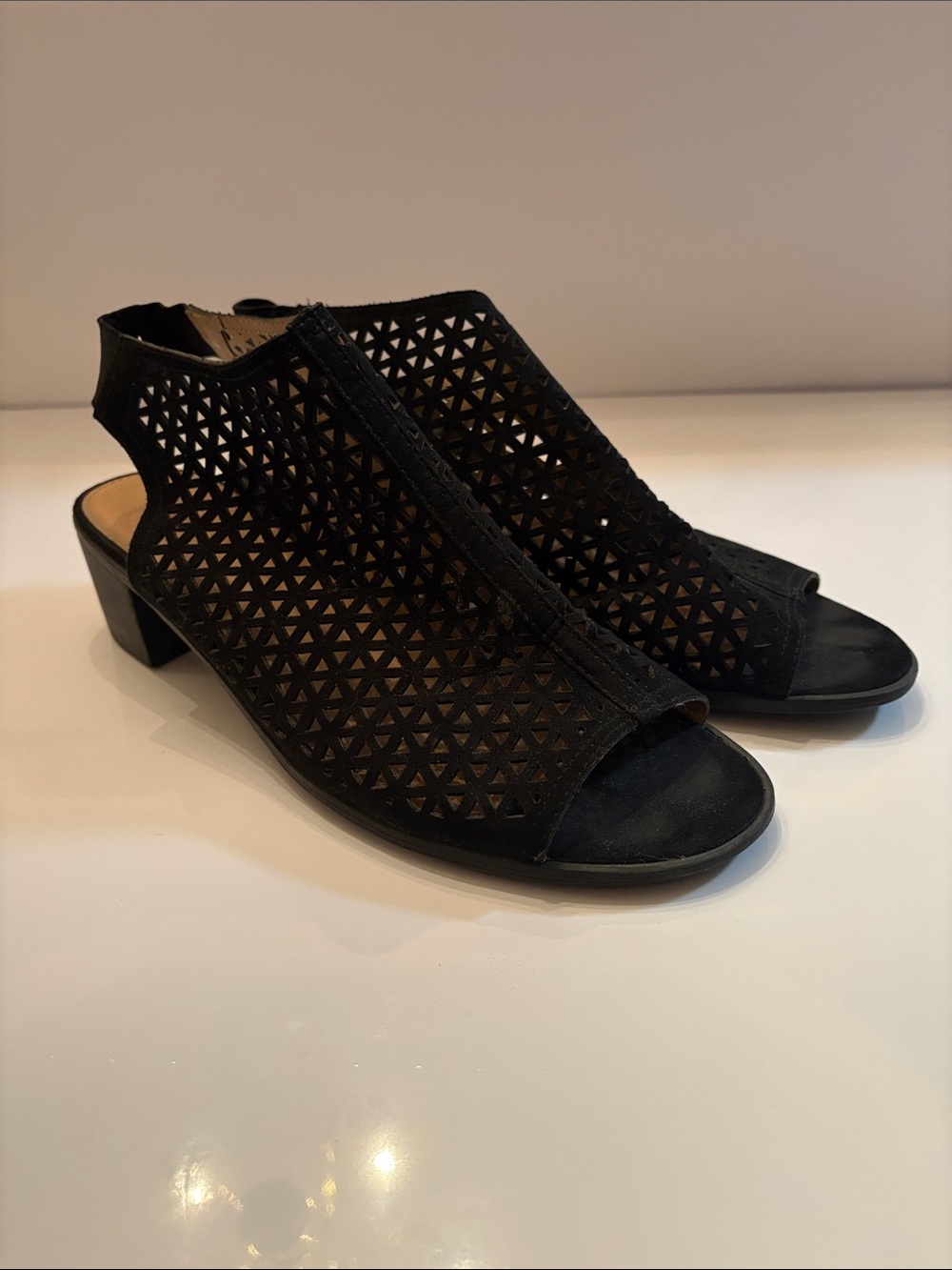 American Eagle Vida Black Cutout Slingback Sandals Size 12